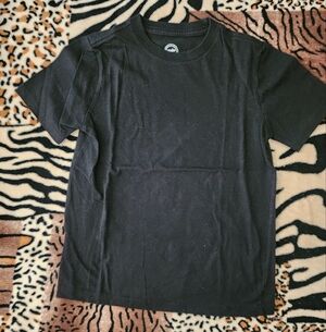 🎉Wonder Nation Boy's Black Short Sleeve T-shirt, Size: Small (6-7)